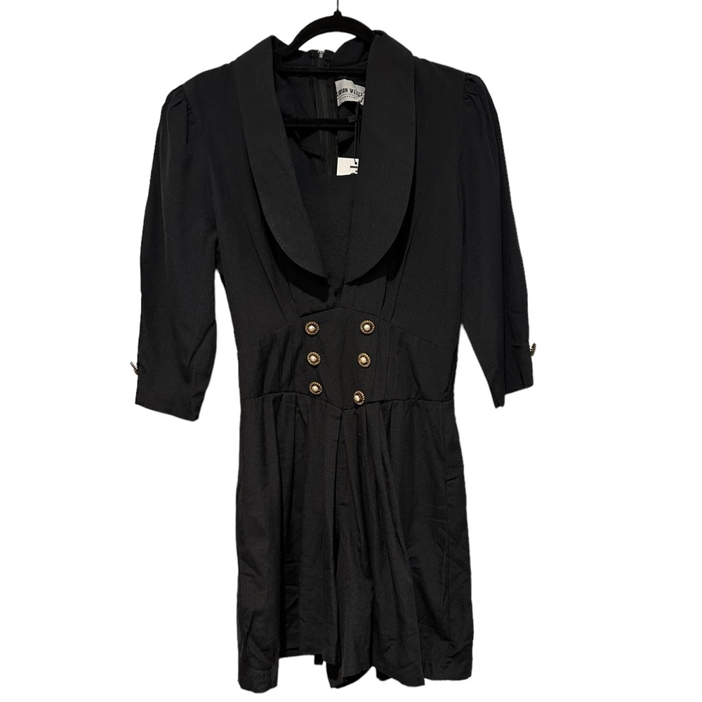 Vintage Madison Wells black shorts jumper